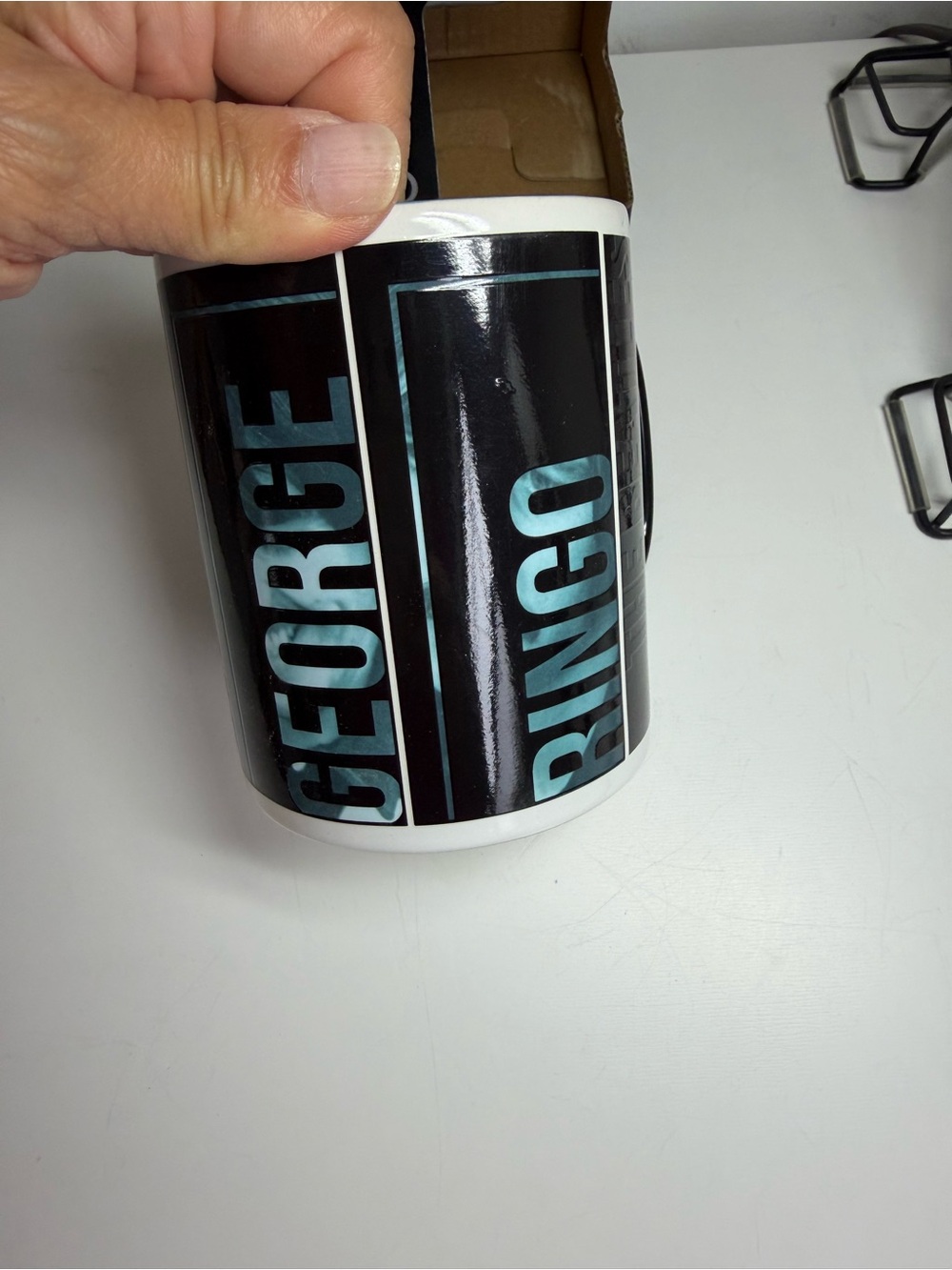 The Beatles Magic Mug 16oz - Picture 4 of 10